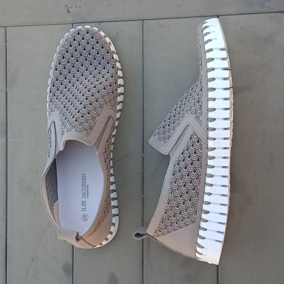 Ilse Jacobsen Tulip Perforated Sneakers - Picture 8 of 12